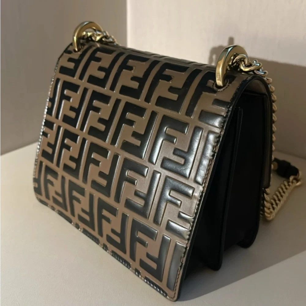 Fendi Kan U Shoulder Bag Zucca Embossed✨ - Picture 6 of 16